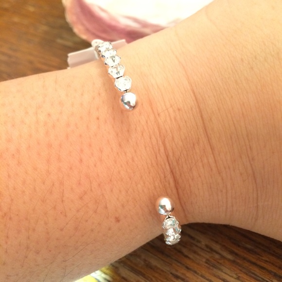 Ethel & Myrtle- Crystal Cuff Bracelet- NWT! - Picture 6 of 6